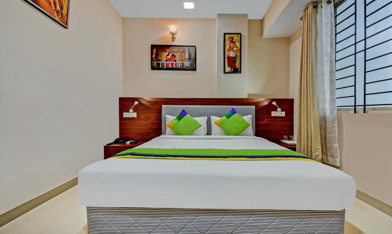 Treebo Trend Apple Tree Apartment & Suites Bangalore Esterno foto