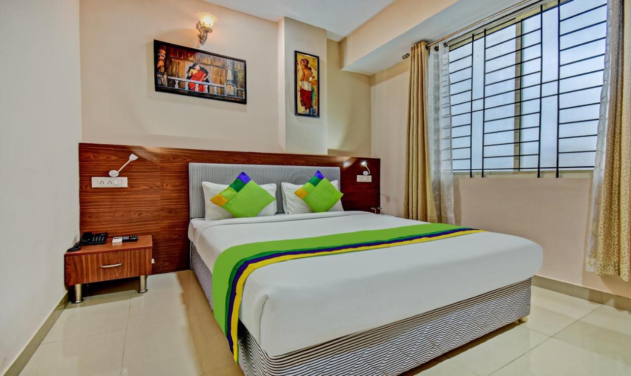 Treebo Trend Apple Tree Apartment & Suites Bangalore Esterno foto