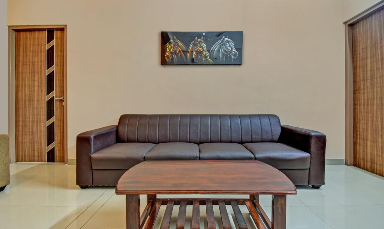 Treebo Trend Apple Tree Apartment & Suites Bangalore Esterno foto